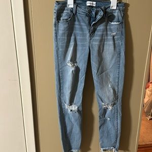 Women’s Studio Blue jeans. Size 27 like new!